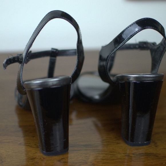 Franco Sarto Black Ebba T-Strap Heels - Picture 3 of 5